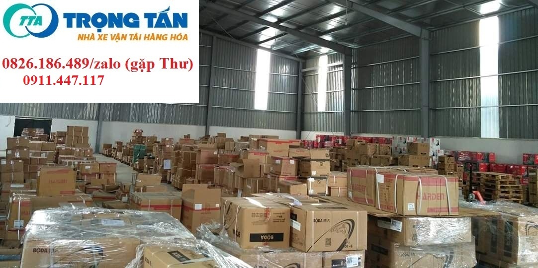 Hàng hóa tại kho bãi Trọng Tấn đa dạng